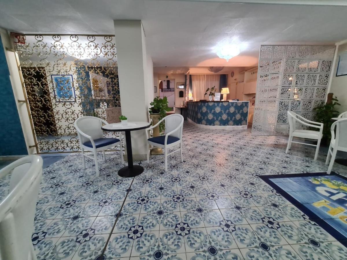 Appartement Baia Degli Dei à Giardini-Naxos Extérieur photo