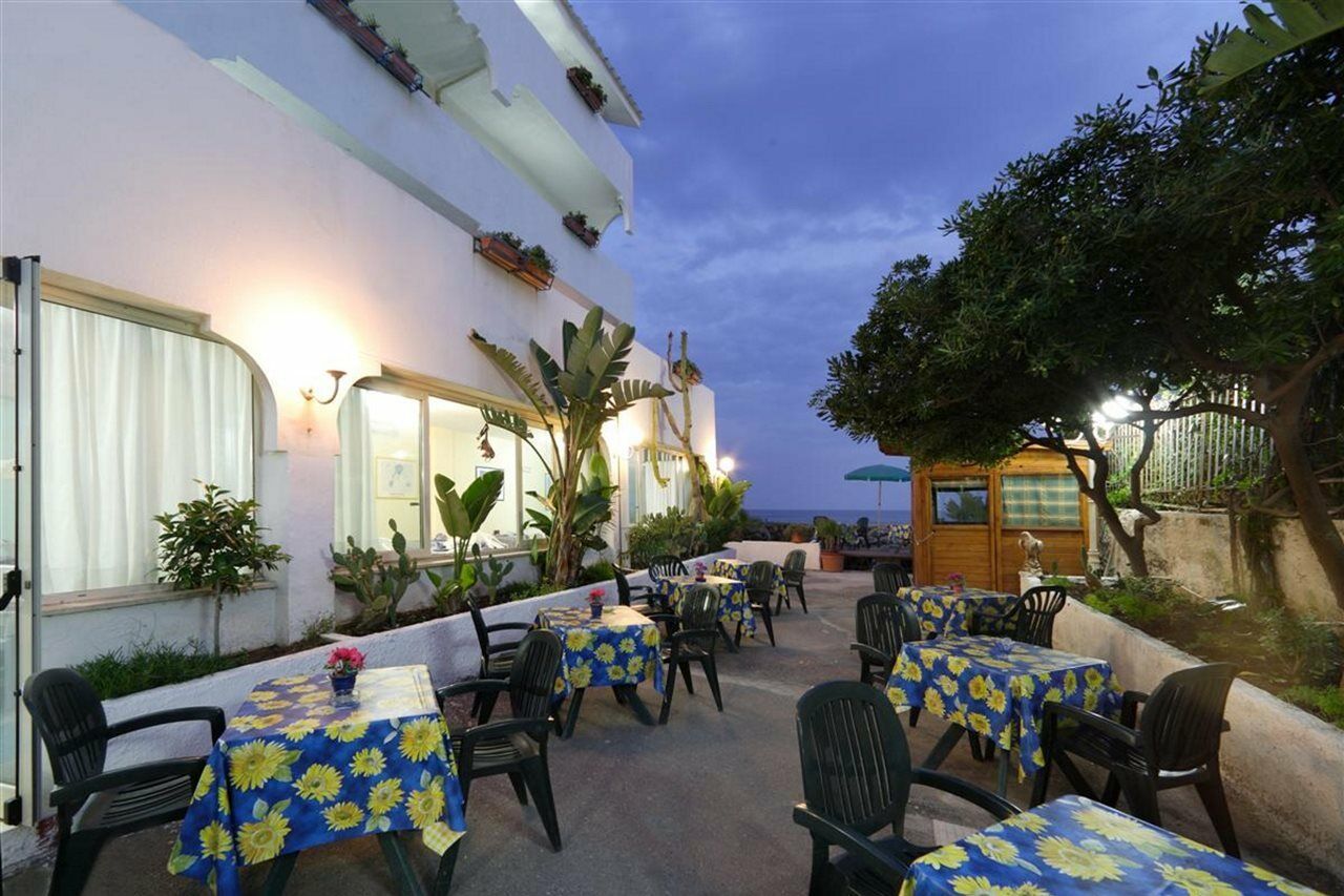 Appartement Baia Degli Dei à Giardini-Naxos Extérieur photo